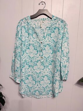 #18)  grand & greene Teal and White Printed Top